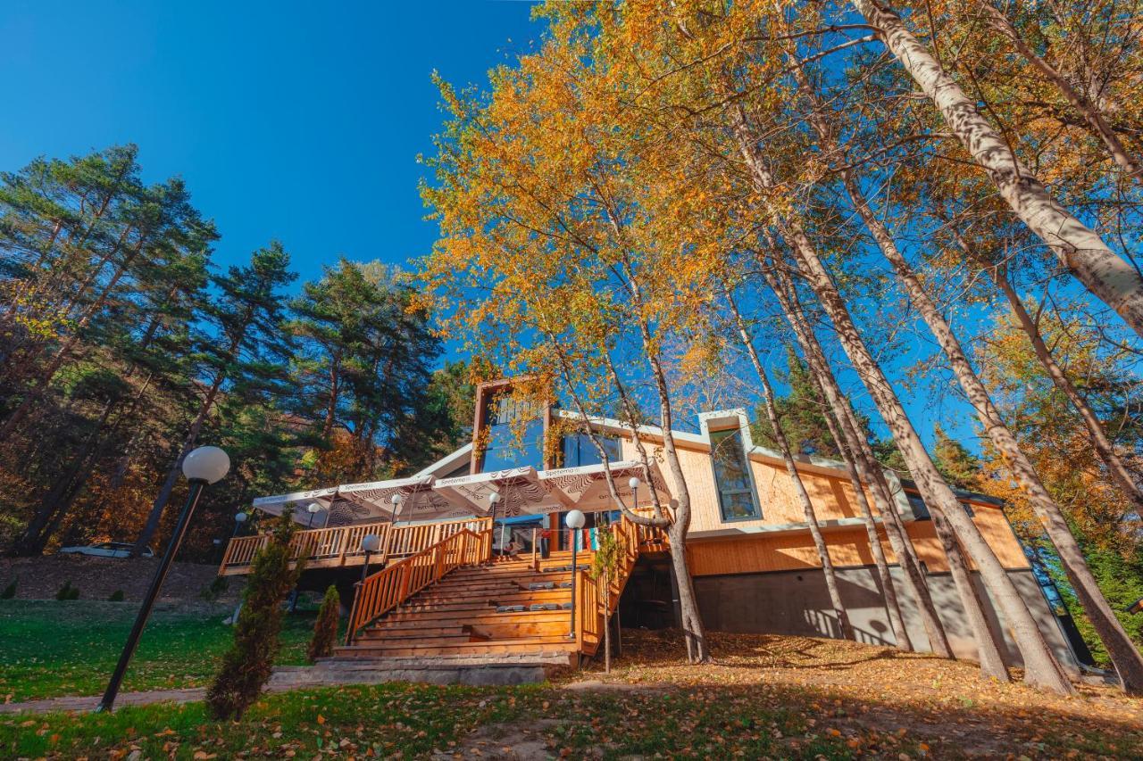 Saint Constantine Mountain Retreat Hotel Peshtera  Exterior photo