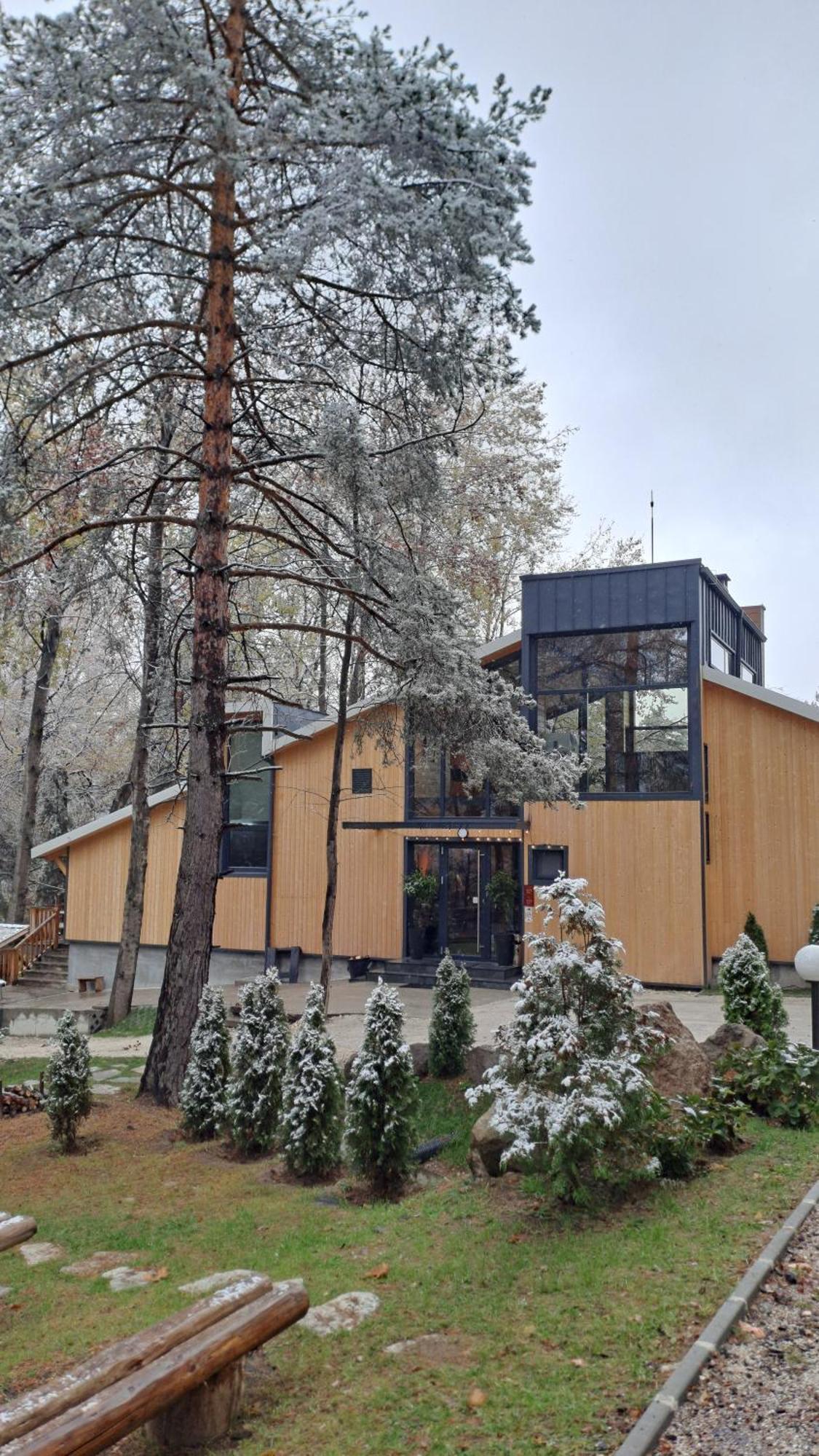 Saint Constantine Mountain Retreat Hotel Peshtera  Exterior photo
